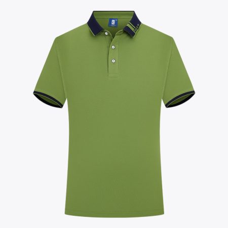Front view of men’s green mercerized cotton polo shirt with collar and short sleeves.
